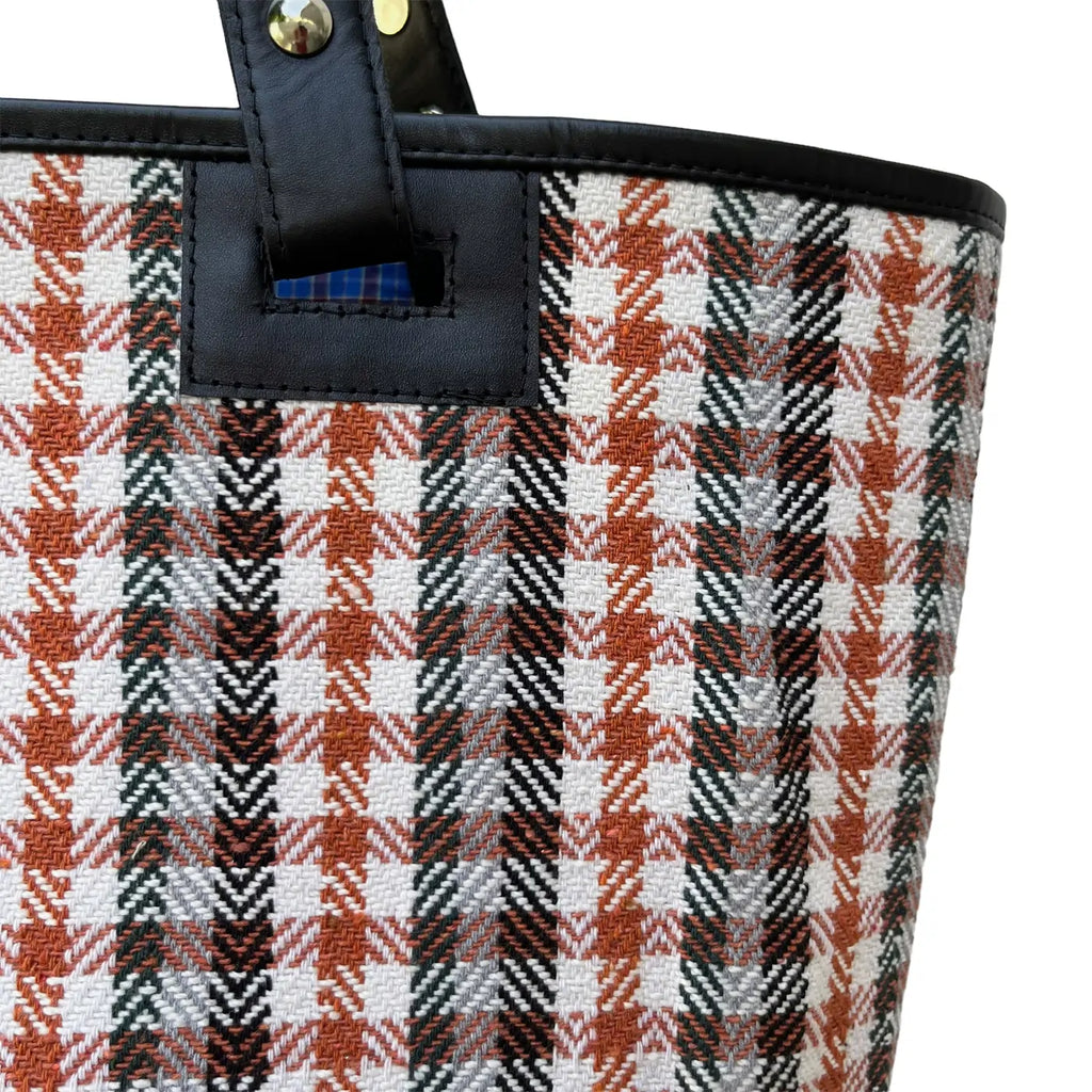 CHECKS TOTE - RUST & WHITE