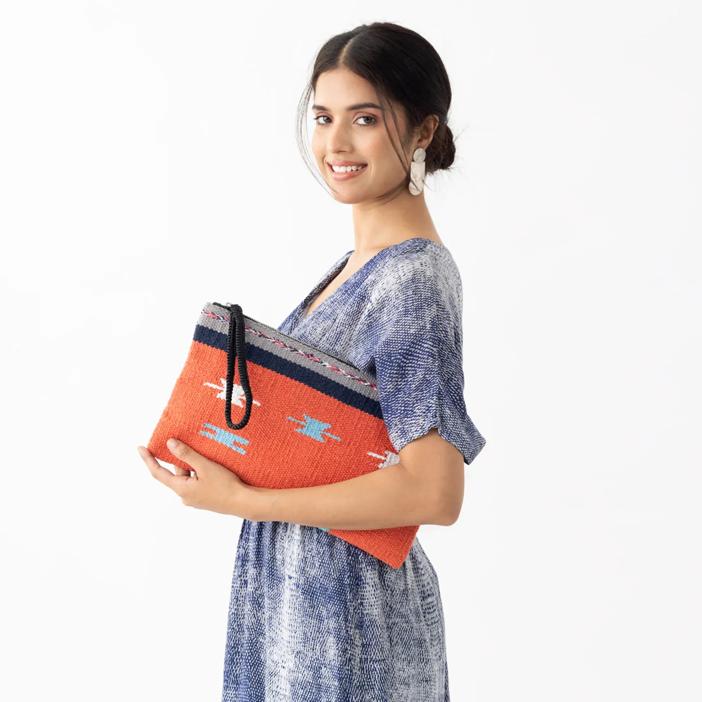 DHURRI LONG CLUTCH - 005