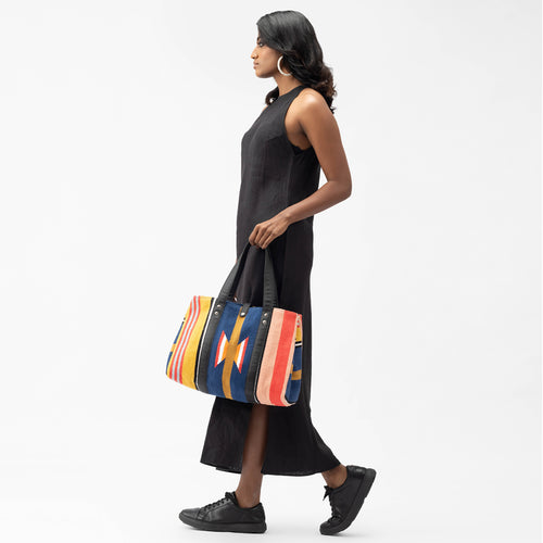 DHURRI SMALL TOTE MC - 013