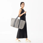 DHURRI TOTE SPST - BLACK & OFF-WHITE