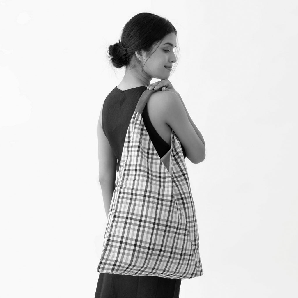 CHECKS GADDA SHOULDER BAG - PINK BLUE