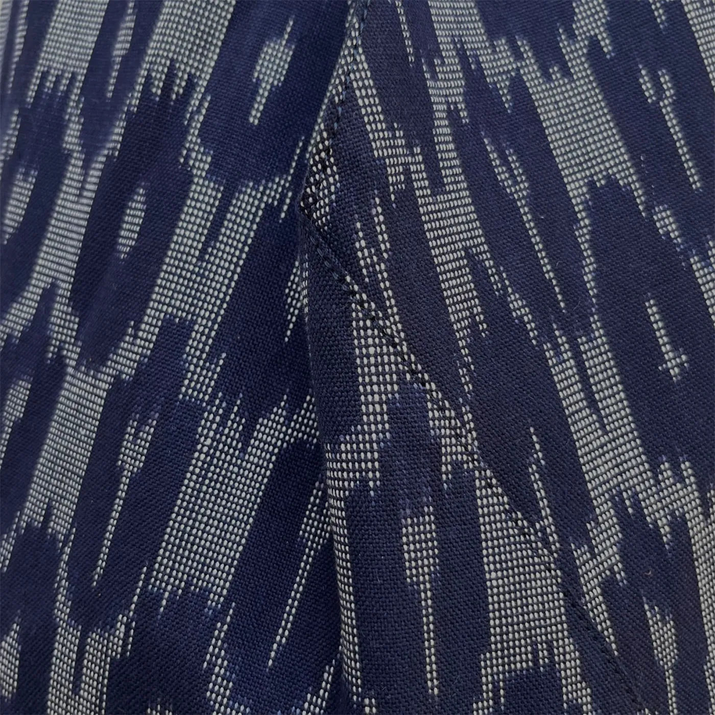 IKAT SHOULDER BAG - NAVY