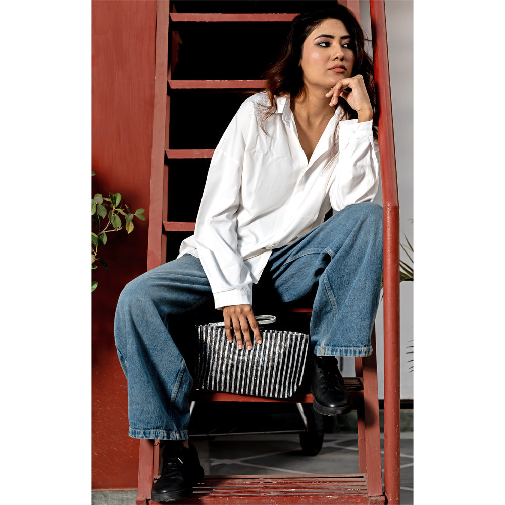 METALLIC CLUTCH - SILVER BLACK STRIPE