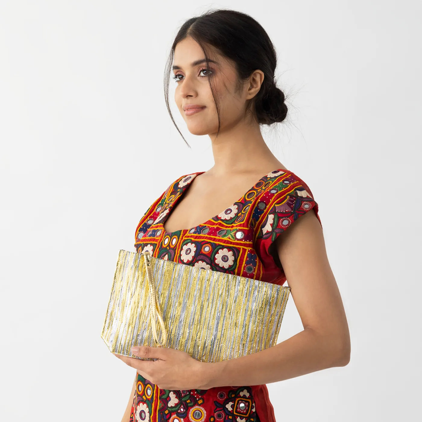 METALLIC CLUTCH - SILVER GOLD IKAT